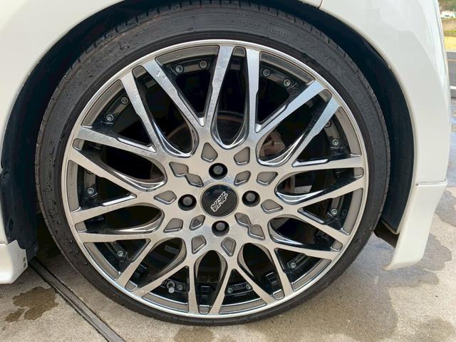 当店のお車をご覧いただきましてありがとうございます。お車についてのご質問やお見積りのご依頼、ご購入にあたってのご相談などお気軽にお問い合わせ下さい！０７３−４６０−９８４９