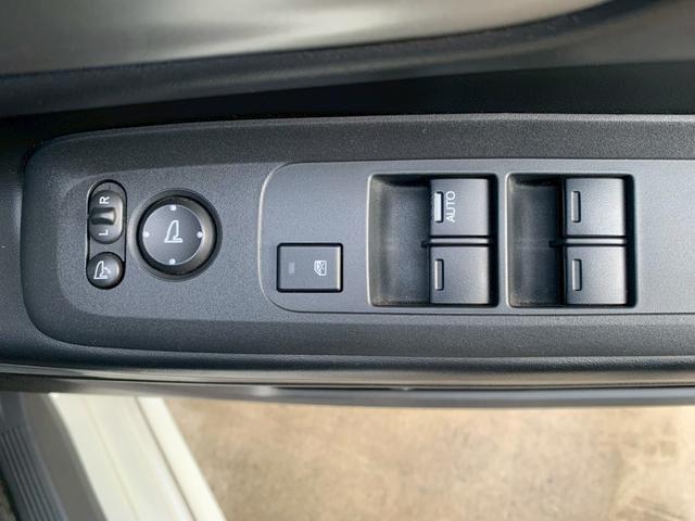 親切・丁寧な接客をお約束■　初めてお車のご購入を検討されている方や、お車についてあまり詳しくない方にも分かりやすい接客を心掛けております。女性スタッフも在籍！購入に不安がある女性の方もぜひ♪