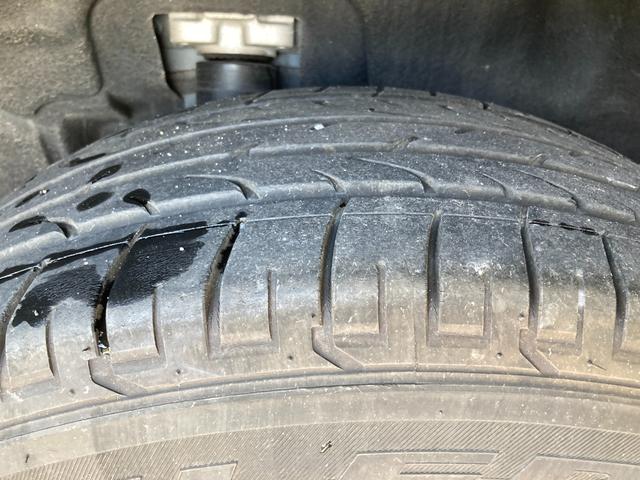 ジープ・グランドチェロキー リミテッド　禁煙車　前後ドラレコ　ＥＴＣ　シートヒーター　フロントサイドバックカメラ　運転席助手席サイドカーテンエアバック　スマートキー　電動シート　電動リアゲード（21枚目）
