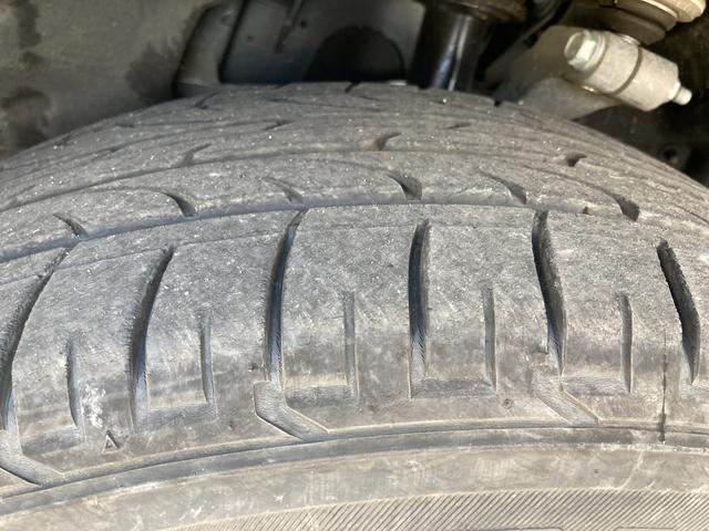 ジープ・グランドチェロキー リミテッド　禁煙車　前後ドラレコ　ＥＴＣ　シートヒーター　フロントサイドバックカメラ　運転席助手席サイドカーテンエアバック　スマートキー　電動シート　電動リアゲード（23枚目）
