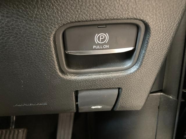 ジープ・グランドチェロキー リミテッド　禁煙車　前後ドラレコ　ＥＴＣ　シートヒーター　フロントサイドバックカメラ　運転席助手席サイドカーテンエアバック　スマートキー　電動シート　電動リアゲード（44枚目）