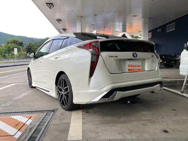 プリウス Ｓセーフティプラス　禁煙車　ＥＴＣ　ドラレコ　モデリスタエアロ　バックカメラ　運転席助手席サイドカーテンエアバック　スマートキー　修復歴なし　走行距離９６４６２ｋｍ（5枚目）