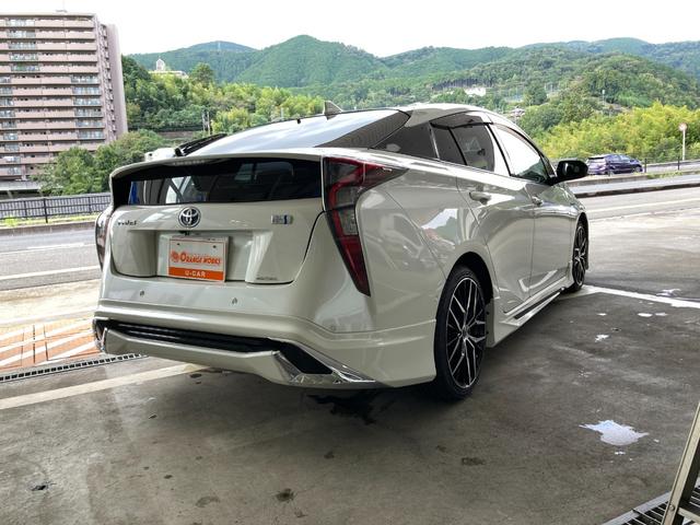 プリウス Ｓセーフティプラス　禁煙車　ＥＴＣ　ドラレコ　モデリスタエアロ　バックカメラ　運転席助手席サイドカーテンエアバック　スマートキー　修復歴なし　走行距離９６４６２ｋｍ（7枚目）
