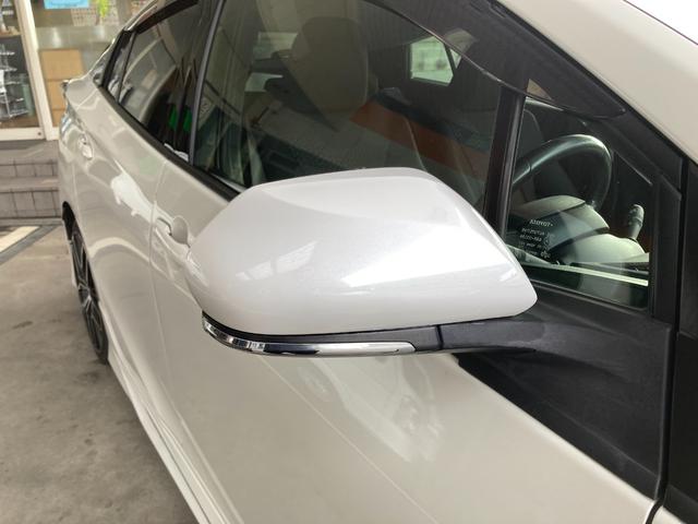プリウス Ｓセーフティプラス　禁煙車　ＥＴＣ　ドラレコ　モデリスタエアロ　バックカメラ　運転席助手席サイドカーテンエアバック　スマートキー　修復歴なし　走行距離９６４６２ｋｍ（9枚目）