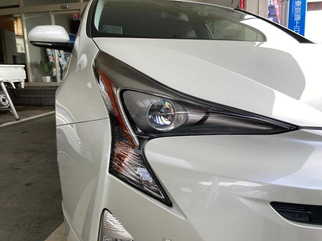 プリウス Ｓセーフティプラス　禁煙車　ＥＴＣ　ドラレコ　モデリスタエアロ　バックカメラ　運転席助手席サイドカーテンエアバック　スマートキー　修復歴なし　走行距離９６４６２ｋｍ（11枚目）