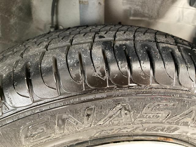 ムーヴコンテ Ｌ　リミテッド　禁煙車　運転席助手席エアバック　電動シート　ベンチシート　パワステ　衝突安全ボディ　盗難防止システム　走行距離３．３万ｋｍ（19枚目）