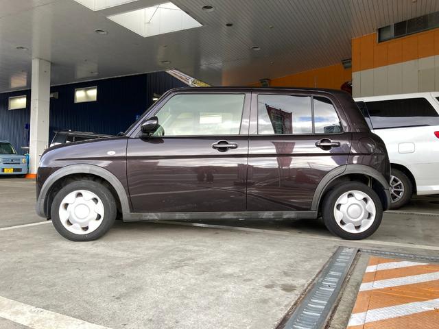 アルトラパン Ｌ　禁煙車　フロントサイドバック全周囲カメラ　ＵＳＢ入力端子　運転席助手席エアバック　衝突被害軽減ブレーキ　　シートヒーター　盗難防止装置　スマートキー　ベンチシート　走行距離９．４万ｋｍ（4枚目）