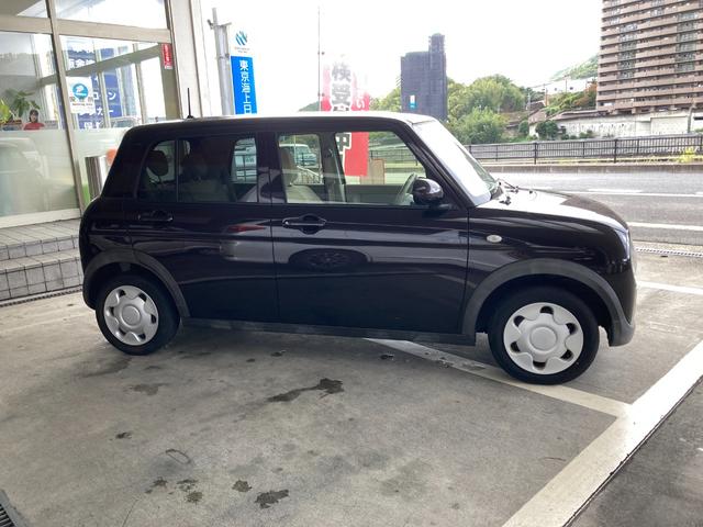 アルトラパン Ｌ　禁煙車　フロントサイドバック全周囲カメラ　ＵＳＢ入力端子　運転席助手席エアバック　衝突被害軽減ブレーキ　　シートヒーター　盗難防止装置　スマートキー　ベンチシート　走行距離９．４万ｋｍ（8枚目）