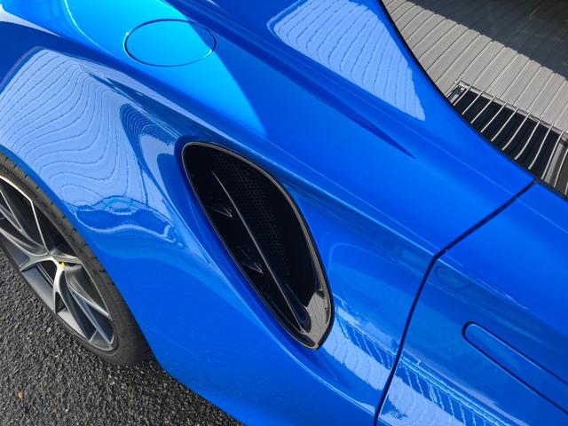 日本 禁煙車 運転席助手席エアバック 電動シート パワステ スマートキー 盗難防止装置 クルーズコントロール ABS 電動リアゲート(17枚目)