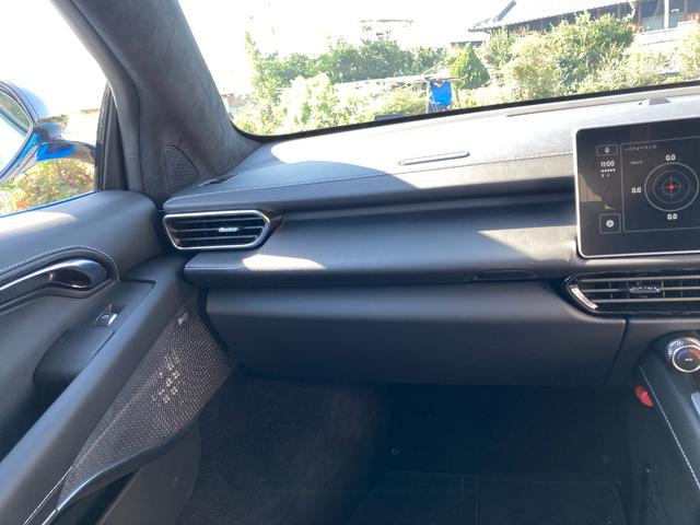 日本 禁煙車 運転席助手席エアバック 電動シート パワステ スマートキー 盗難防止装置 クルーズコントロール ABS 電動リアゲート(43枚目)