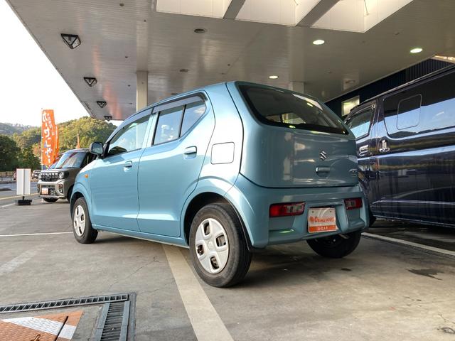 アルト Ｌ　禁煙車　運転席助手席エアバック　シートヒーター　盗難防止装置　衝突安全ボディ　ＡＢＳ　ＥＳＣ　アイドリングストップ　ＣＤ　横滑り防止装置（5枚目）