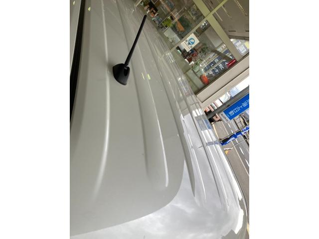 スペーシアカスタム ハイブリッドＸＳ　運転席助手席サイドカーテンエアバック　クルーズコントロール　オットマン　レーンキープアシスト　スマートキー　ベンチシート　両側電動スライドドア　盗難防止装置（9枚目）