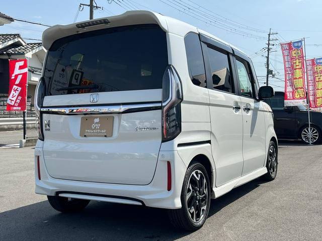 Ｎ－ＢＯＸカスタム Ｇ・ＥＸターボホンダセンシング　純正ナビ・衝突軽減ブレーキ・ＴＶ・Ｂｌｕｅｔｏｏｔｈ・バックカメラ・両側電動スライドドア・ＥＴＣ・純正ドライブレコーダー・プッシュスタート・横滑り防止装置・クルーズコントロール・レーンアシスト（11枚目）