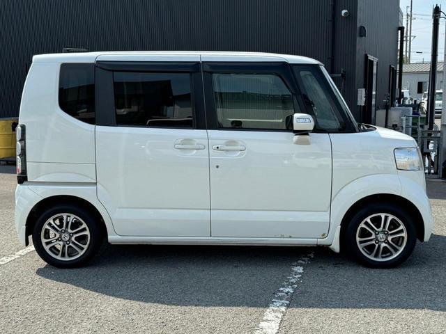 Ｎ－ＢＯＸ Ｇ・Ｌパッケージ　電動スライドドア・プッシュスタート・電動格納ミラー・スマートキー・横滑り防止装置・パワーウィンドウ・ステアリングスイッチ・オートエアコン・純正ホイール（11枚目）