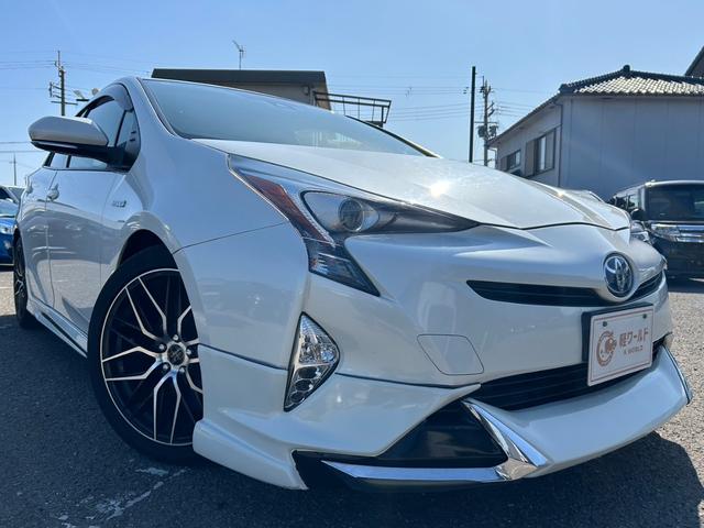 プリウス Ｓ　衝突軽減ブレーキ・ナビ・Ｂｌｕｅｔｏｏｔｈ・ＥＴＣ・バックカメラ・ステアリングスイッチ・クルーズコントロール・フォグライト・オートハイビーム・ＤＶＤ・ＣＤ・社外アルミホイール・ＬＥＤヘッドライト（6枚目）