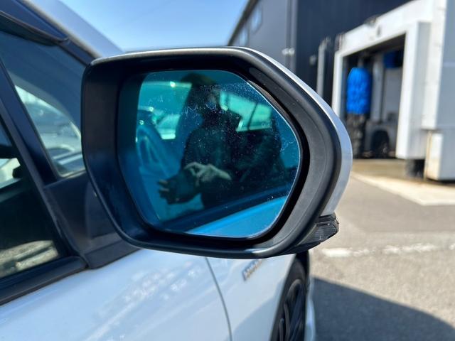プリウス Ｓ　衝突軽減ブレーキ・ナビ・Ｂｌｕｅｔｏｏｔｈ・ＥＴＣ・バックカメラ・ステアリングスイッチ・クルーズコントロール・フォグライト・オートハイビーム・ＤＶＤ・ＣＤ・社外アルミホイール・ＬＥＤヘッドライト（16枚目）