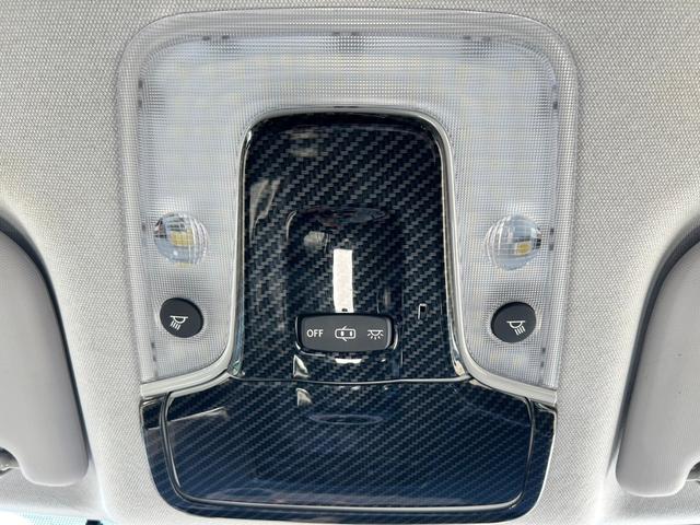 プリウス Ｓ　衝突軽減ブレーキ・ナビ・Ｂｌｕｅｔｏｏｔｈ・ＥＴＣ・バックカメラ・ステアリングスイッチ・クルーズコントロール・フォグライト・オートハイビーム・ＤＶＤ・ＣＤ・社外アルミホイール・ＬＥＤヘッドライト（38枚目）