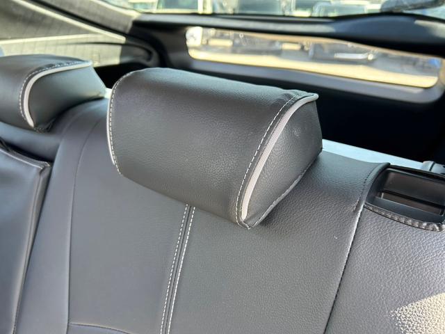 プリウス Ｓ　衝突軽減ブレーキ・ナビ・Ｂｌｕｅｔｏｏｔｈ・ＥＴＣ・バックカメラ・ステアリングスイッチ・クルーズコントロール・フォグライト・オートハイビーム・ＤＶＤ・ＣＤ・社外アルミホイール・ＬＥＤヘッドライト（67枚目）
