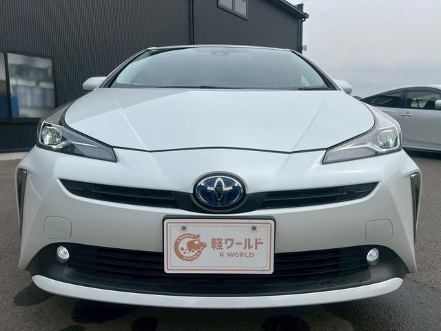 プリウス 　衝突軽減ブレーキ・ナビ・Ｂｌｕｅｔｏｏｔｈ・リアクリアランスソナー・ラジオ・バックカメラ・ＥＴＣ車載器・横滑り防止装置・レーンアシスト・プッシュスタート・スマートキー・オートライト・ＬＥＤヘッドライト（15枚目）