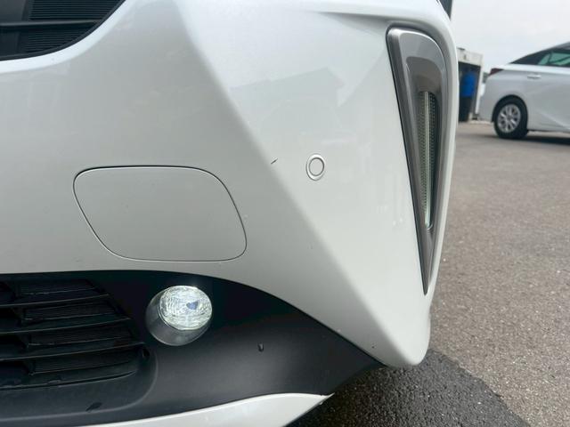 プリウス 　衝突軽減ブレーキ・ナビ・Ｂｌｕｅｔｏｏｔｈ・リアクリアランスソナー・ラジオ・バックカメラ・ＥＴＣ車載器・横滑り防止装置・レーンアシスト・プッシュスタート・スマートキー・オートライト・ＬＥＤヘッドライト（25枚目）