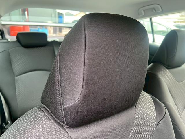プリウス 　衝突軽減ブレーキ・ナビ・Ｂｌｕｅｔｏｏｔｈ・リアクリアランスソナー・ラジオ・バックカメラ・ＥＴＣ車載器・横滑り防止装置・レーンアシスト・プッシュスタート・スマートキー・オートライト・ＬＥＤヘッドライト（49枚目）