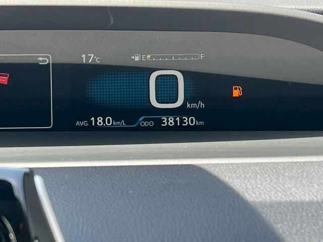 プリウス 　ナビ・Ｂｌｕｅｔｏｏｔｈ・テレビ・ＥＴＣ車載器・シートヒーター・クルーズコントロール・横滑り防止車載器・プッシュスタート・スマートキー・レーンアシスト・障害物センサーアイドリングストップ（34枚目）