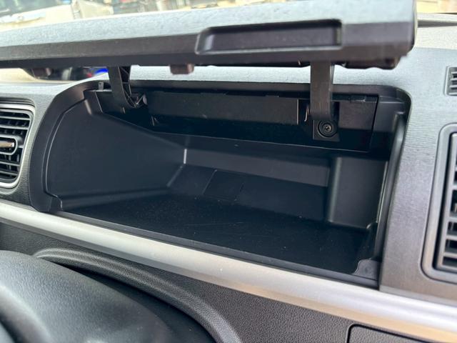 タント カスタムＸ　グー鑑定書付／衝突軽減ブレーキ／純正ナビ／テレビ／Ｂｌｕｅｔｏｏｔｈ／ＣＤ／ＤＶＤ／バックカメラ／パワースライドドア／プッシュスタート／スマートキー／ステアリングリモコン／オートライト／オートエアコン（46枚目）