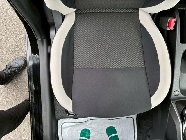 ノート ｅ－パワー　Ｘ　Ｖセレクション　純正ナビ・フルセグテレビ・Ｂｌｕｅｔｏｏｔｈ・アラウンドビューモニター・ＥＴＣ車載器・バックカメラ・インテリジェントミラー・横滑り防止措置・衝突軽減ブレーキ・レーンアシスト・車両接近通報・スマートキー（47枚目）
