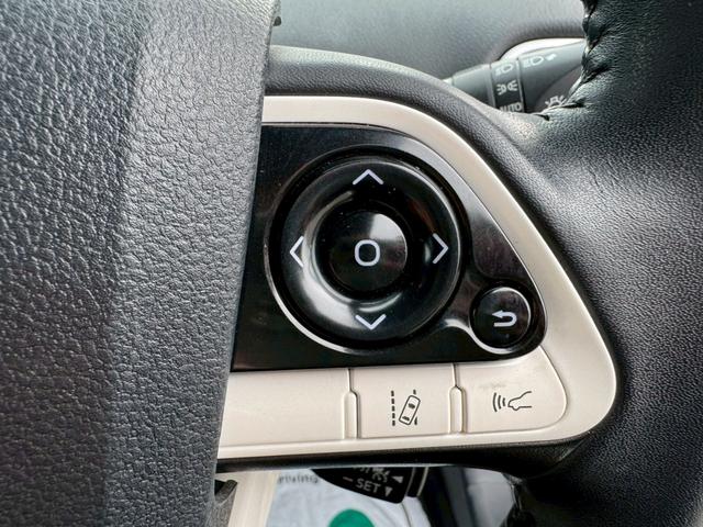 プリウス Ａ　ナビ・テレビ・Ｂｌｕｅｔｏｏｔｈ・ＡＭ・ＦＭ・バックカメラ・ＥＴＣ車載器・プッシュスタート・スマートキー・クルーズコントロール・ステアリングリモコン・オートライト・横滑り防止措置・衝突軽減ブレーキ（36枚目）