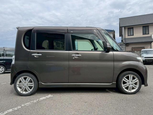 タント カスタムＲＳ　グー鑑定書付／純正ナビ／テレビ／Ｂｌｕｅｔｏｏｔｈ／ＣＤ／ＤＶＤ／パワースライドドア／ＥＴＣ／スマートキー／ディスチャージヘッドライト／オートエアコン／純正アルミホイール／フラットシート／ベンチシート（21枚目）