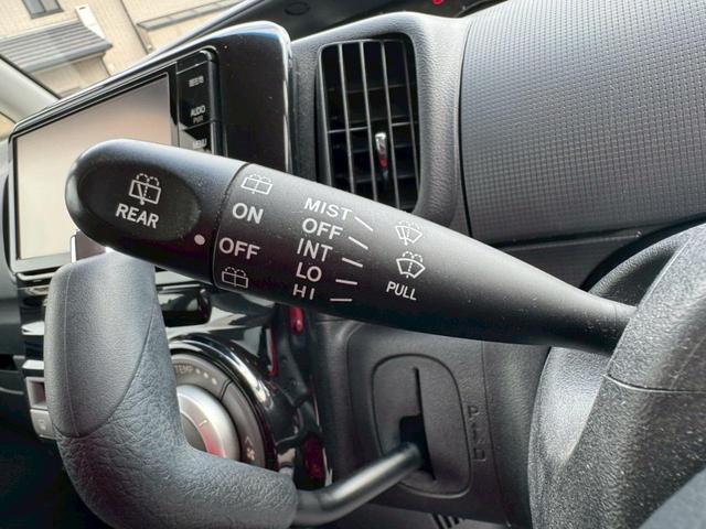 タント カスタムＲＳ　グー鑑定書付／純正ナビ／テレビ／Ｂｌｕｅｔｏｏｔｈ／ＣＤ／ＤＶＤ／パワースライドドア／ＥＴＣ／スマートキー／ディスチャージヘッドライト／オートエアコン／純正アルミホイール／フラットシート／ベンチシート（33枚目）