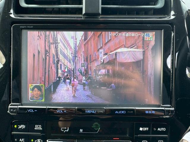 プリウス Ｓセーフティプラス　純正９インチナビ・テレビ・Ｂｌｕｅｔｏｏｔｈ・ＦＭ・バックカメラ・ＥＴＣ車載器・クルーズコントロール・ステアリングリモコン・プッシュスタート・スマートキー・ＬＥＤヘッドライト・ヘッドアップディスプレイ（6枚目）