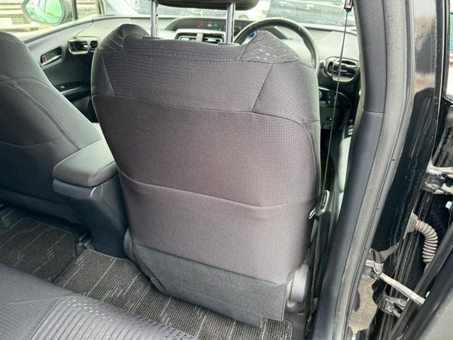 プリウス Ｓセーフティプラス　純正９インチナビ・テレビ・Ｂｌｕｅｔｏｏｔｈ・ＦＭ・バックカメラ・ＥＴＣ車載器・クルーズコントロール・ステアリングリモコン・プッシュスタート・スマートキー・ＬＥＤヘッドライト・ヘッドアップディスプレイ（53枚目）