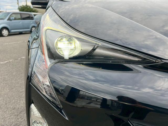 プリウス Ｓセーフティプラス　純正ナビ・テレビ・Ｂｌｕｅｔｏｏｔｈ・バックカメラ・ＣＤ・ＤＶＤ・ＥＴＣ車載器・クルーズコントロール・アドバンストパークシステム・衝突軽減ブレーキ・横滑り防止装置・プッシュスタート・ＬＥＤヘッドライト（21枚目）