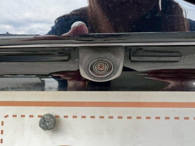 プリウス Ｓセーフティプラス　純正ナビ・テレビ・Ｂｌｕｅｔｏｏｔｈ・バックカメラ・ＣＤ・ＤＶＤ・ＥＴＣ車載器・クルーズコントロール・アドバンストパークシステム・衝突軽減ブレーキ・横滑り防止装置・プッシュスタート・ＬＥＤヘッドライト（28枚目）