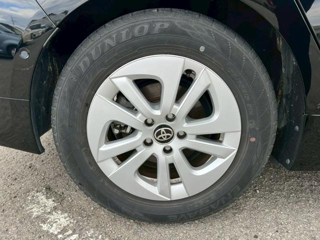 プリウス Ｓセーフティプラス　純正ナビ・テレビ・Ｂｌｕｅｔｏｏｔｈ・バックカメラ・ＣＤ・ＤＶＤ・ＥＴＣ車載器・クルーズコントロール・アドバンストパークシステム・衝突軽減ブレーキ・横滑り防止装置・プッシュスタート・ＬＥＤヘッドライト（29枚目）