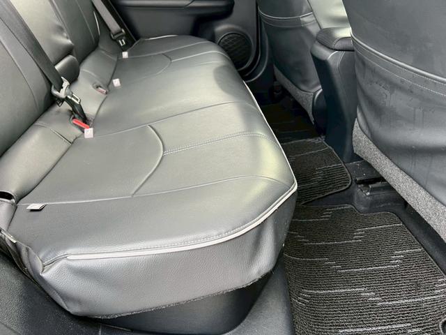 プリウス Ｓセーフティプラス　純正ナビ・テレビ・Ｂｌｕｅｔｏｏｔｈ・バックカメラ・ＣＤ・ＤＶＤ・ＥＴＣ車載器・クルーズコントロール・アドバンストパークシステム・衝突軽減ブレーキ・横滑り防止装置・プッシュスタート・ＬＥＤヘッドライト（56枚目）