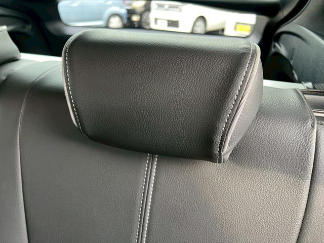 プリウス Ｓセーフティプラス　純正ナビ・テレビ・Ｂｌｕｅｔｏｏｔｈ・バックカメラ・ＣＤ・ＤＶＤ・ＥＴＣ車載器・クルーズコントロール・アドバンストパークシステム・衝突軽減ブレーキ・横滑り防止装置・プッシュスタート・ＬＥＤヘッドライト（61枚目）