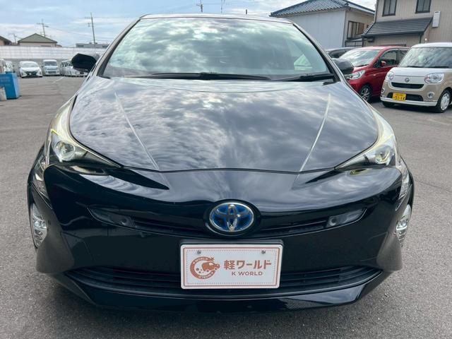 プリウス Ｓセーフティプラス　純正ナビ・ＴＶ・Ｂｌｕｅｔｏｏｔｈ・ＦＭ・ＥＴＣ車載器・クルーズコントロール・ステアリングリモコン・プッシュスタート・スマートキー・インテリジェントパーキング・横滑り防止措置・ヘッドアップディスプレイ（16枚目）