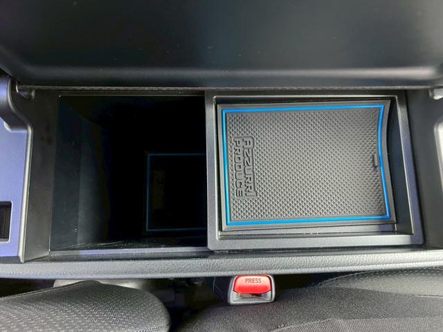 プリウス Ｓセーフティプラス　純正ナビ・ＴＶ・Ｂｌｕｅｔｏｏｔｈ・ＦＭ・ＥＴＣ車載器・クルーズコントロール・ステアリングリモコン・プッシュスタート・スマートキー・インテリジェントパーキング・横滑り防止措置・ヘッドアップディスプレイ（44枚目）