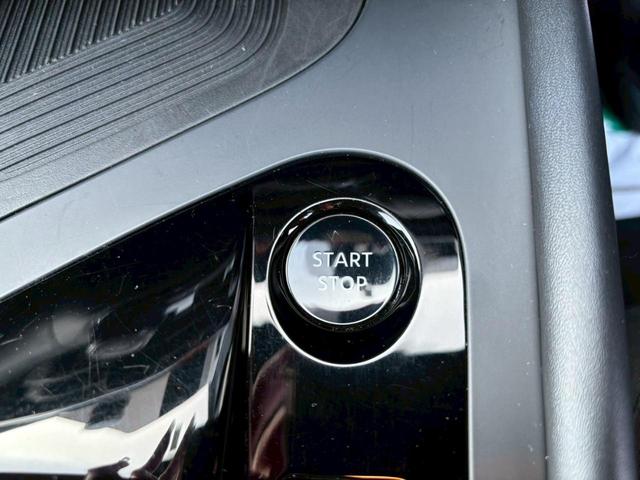 ノート Ｘ　純正ナビ・テレビ・Ｂｌｕｅｔｏｏｔｈ・アラウンドビューモニター・ＥＴＣ車載器・プロパイロット・インテリジェントルームミラー・衝突軽減ブレーキ・横滑り防止装置・スマートキー・プッシュスタート（8枚目）