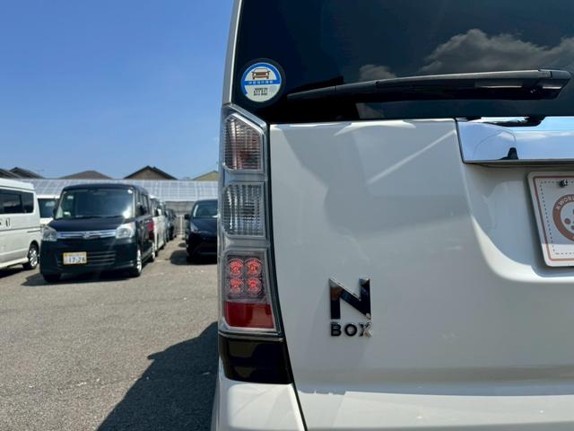 Ｎ－ＢＯＸ Ｇ　グー鑑定書付・両側スライドドア・プッシュスタート・スマートキー・フルフラット・ベンチシート・オートエアコン・アイドリングストップ・電動格納ミラー・ＡＭ・ＦＭ・パワーウィンドウ・横滑り防止装置・（13枚目）