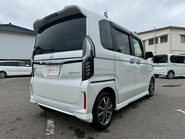 N-BOXカスタム L グー鑑定書付/純正8インチナビ/バックカメラ/衝突軽減ブレーキ/パワースライドドア/アダプティブクルーズコントロール/コーナーセンサー/フルセグテレビ/Bluetooth/LEDヘッドライト(16枚目)