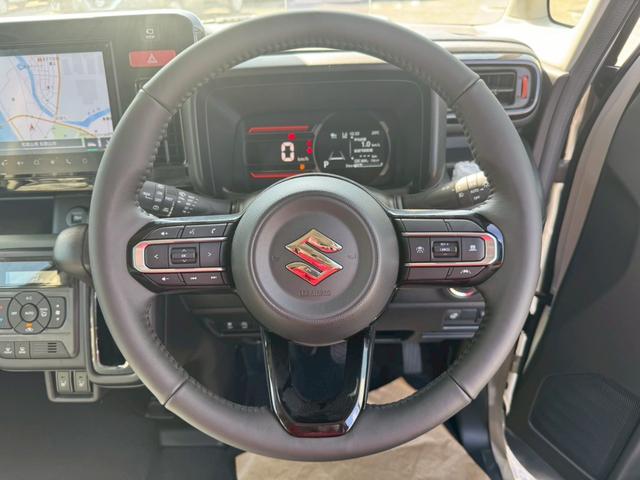 スペーシアギア ハイブリッドＸＺ　グー鑑定書付／届出済未使用車／純９インチナビ／全方位カメラ／衝突軽減ブレーキ／両側パワースライドドア／クルーズコントロール／電子制御パーキングブレーキ／シートヒーター／フルセグＴＶ／Ｂｌｕｅｔｏｏｔｈ（31枚目）