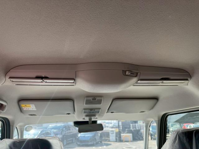 スペーシアギア ハイブリッドＸＺ　グー鑑定書付／届出済未使用車／純９インチナビ／全方位カメラ／衝突軽減ブレーキ／両側パワースライドドア／クルーズコントロール／電子制御パーキングブレーキ／シートヒーター／フルセグＴＶ／Ｂｌｕｅｔｏｏｔｈ（43枚目）