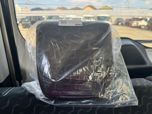 スペーシアギア ハイブリッドＸＺ　グー鑑定書付／届出済未使用車／純９インチナビ／全方位カメラ／衝突軽減ブレーキ／両側パワースライドドア／クルーズコントロール／電子制御パーキングブレーキ／シートヒーター／フルセグＴＶ／Ｂｌｕｅｔｏｏｔｈ（53枚目）