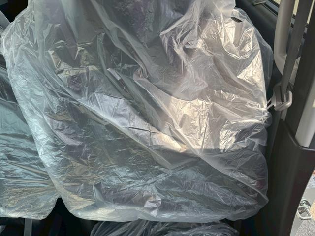 スペーシアギア ハイブリッドＸＺ　グー鑑定書付／届出済未使用車／純９インチナビ／全方位カメラ／衝突軽減ブレーキ／両側パワースライドドア／クルーズコントロール／電子制御パーキングブレーキ／シートヒーター／フルセグＴＶ／Ｂｌｕｅｔｏｏｔｈ（67枚目）