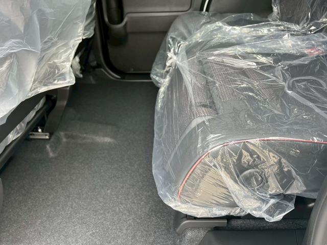 スペーシアカスタム ハイブリッドXS グー鑑定書付/届出済未使用車/両側パワースライドドア/衝突軽減ブレーキ/シートヒーター/ハンドルヒーター/クルーズコントロール/コーナーセンサー/ヘッドアップディスプレイ/スペアスマートキー(64枚目)