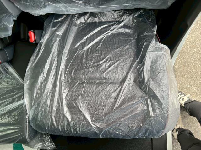 スペーシアカスタム ハイブリッドXS グー鑑定書付/届出済未使用車/両側パワースライドドア/衝突軽減ブレーキ/シートヒーター/ハンドルヒーター/クルーズコントロール/コーナーセンサー/ヘッドアップディスプレイ/スペアスマートキー(68枚目)