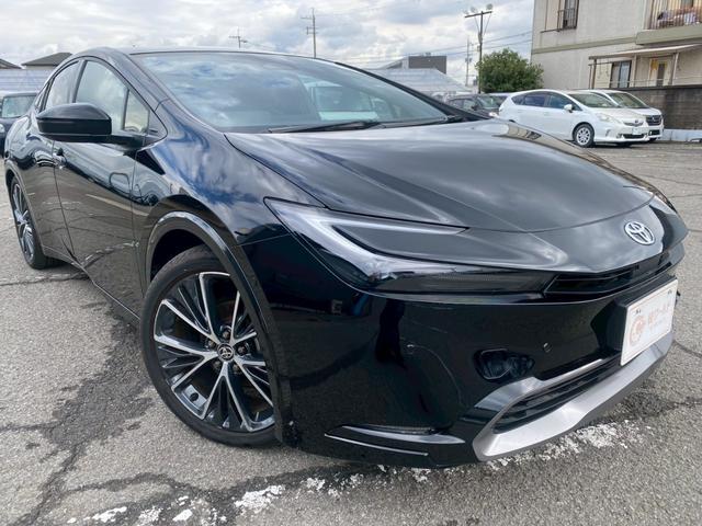 プリウス Ｚ　グー鑑定書／純正１２インチディスプレイオーディオ／全方位カメラ／パノラマルーフ／衝突軽減ブレーキ／ハンドルヒーター／シートヒーター＆クーラー／／パワーシート／ＥＴＣ／フルセグＴＶ／Ｂｌｕｅｔｏｏｔｈ（12枚目）